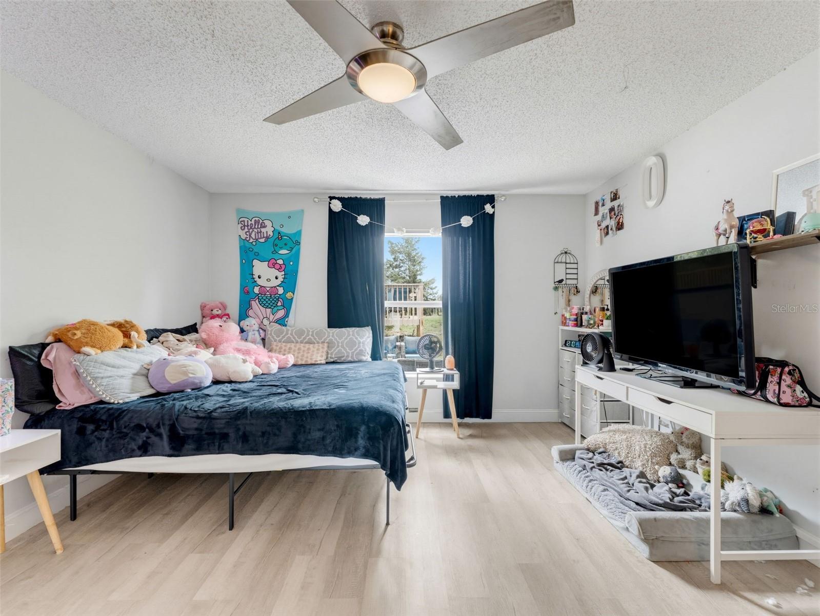 ROYAL HIGHLANDS - Residential