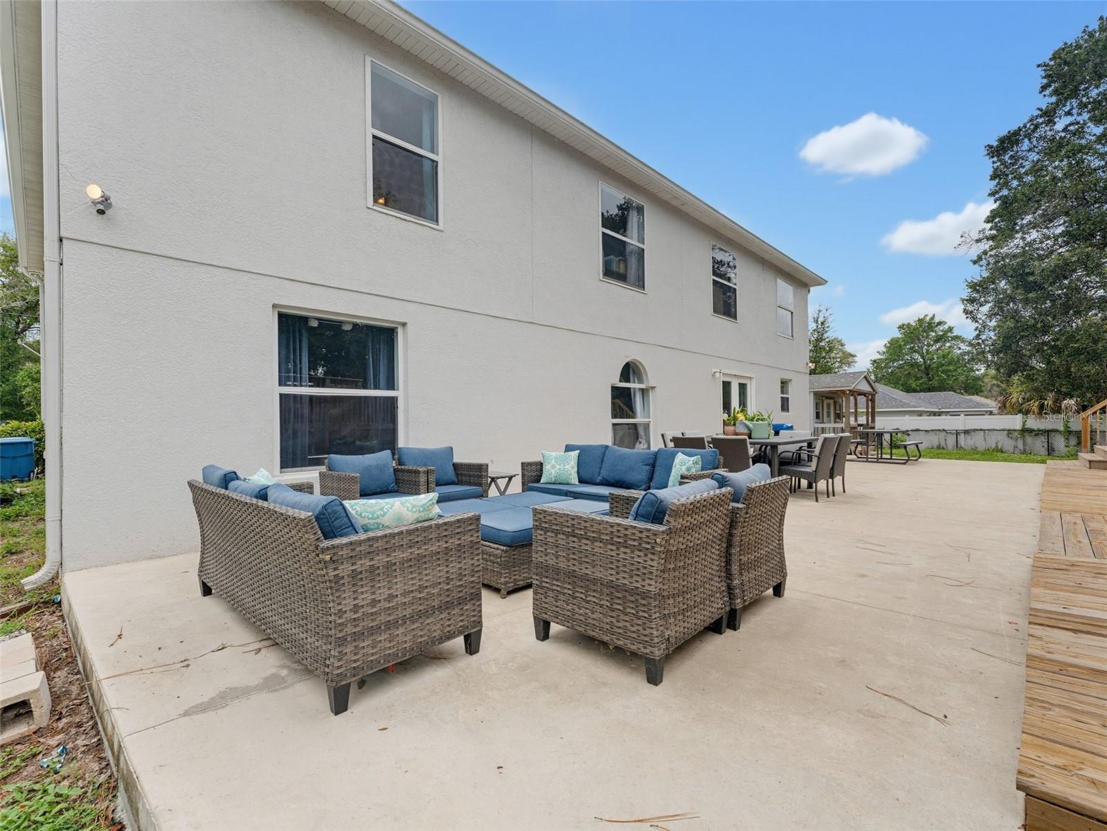 ROYAL HIGHLANDS - Residential