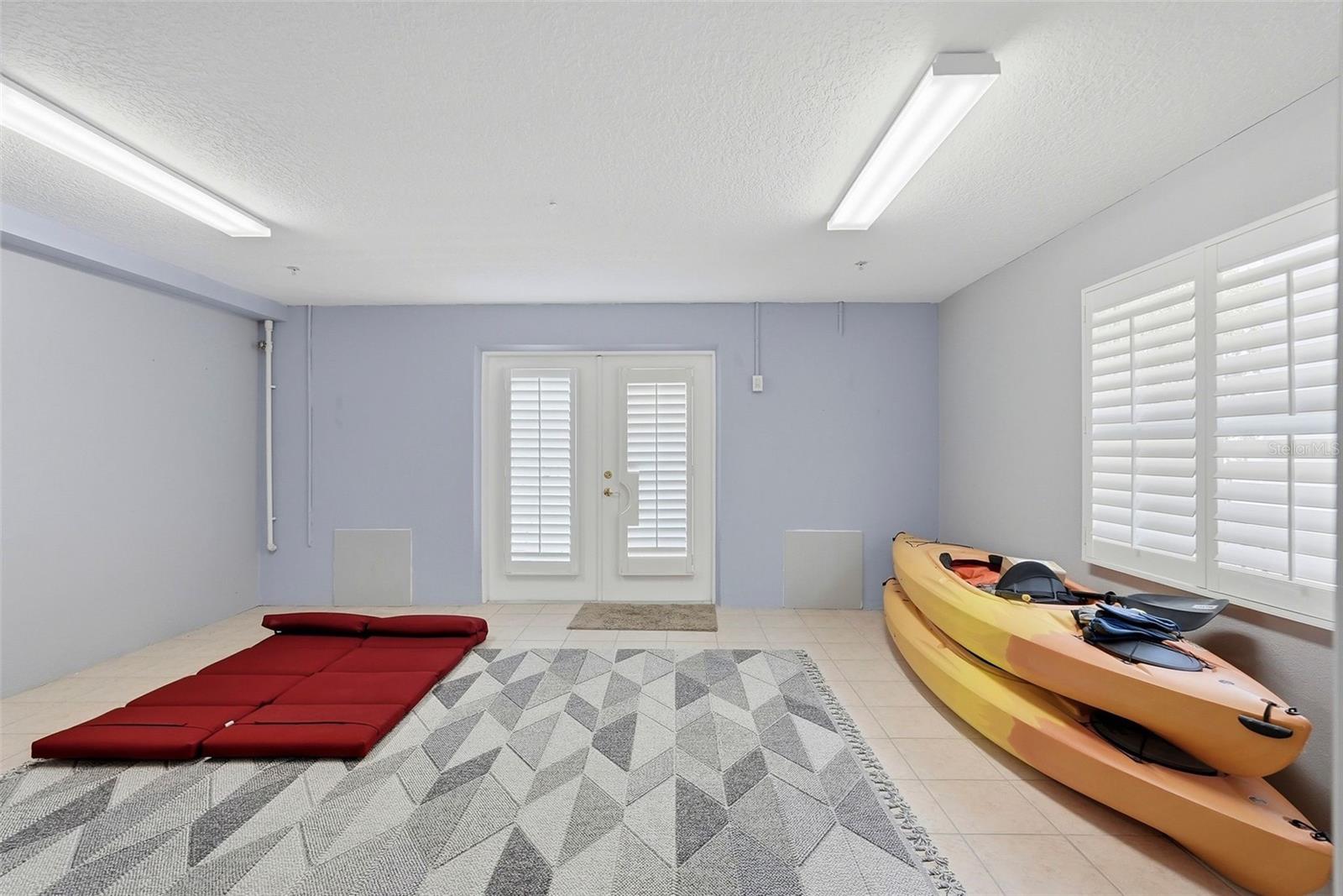 BRIGHTWATER TWNHMS - Residential