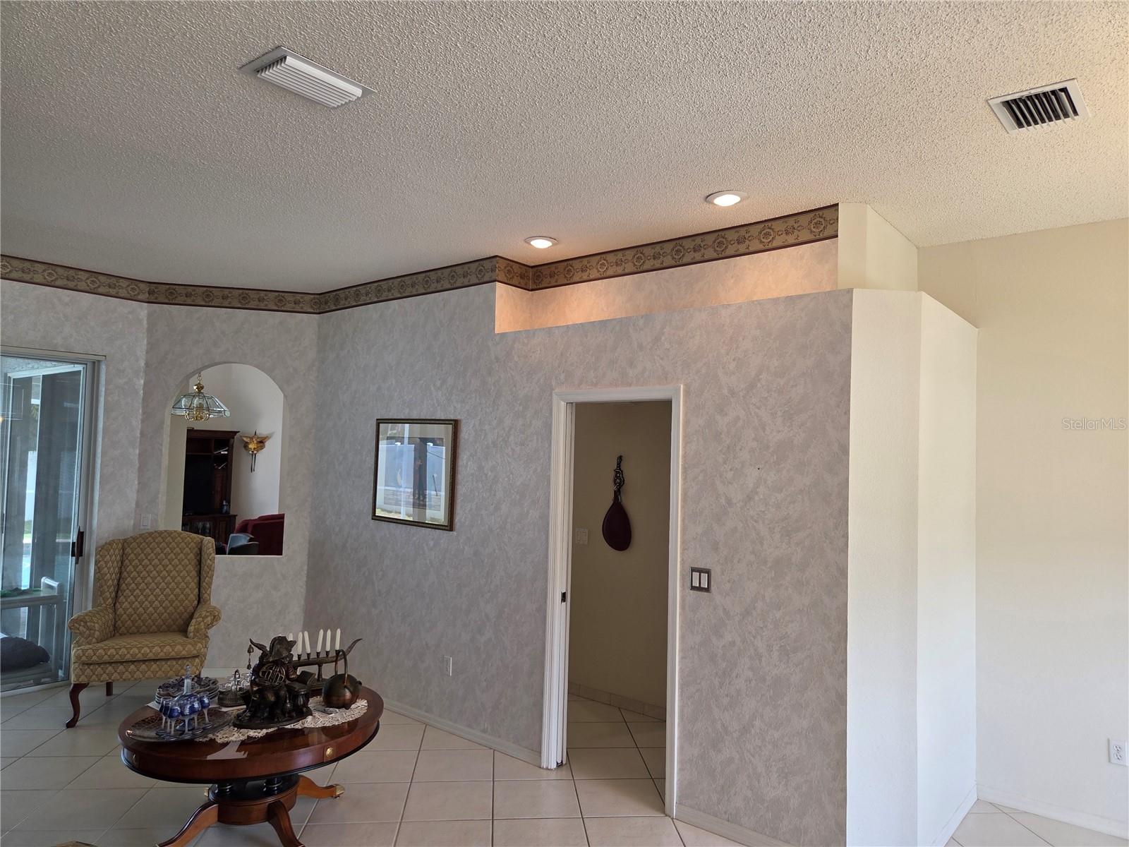 HARBOR HILLS OF PALM HARBOR - Residential