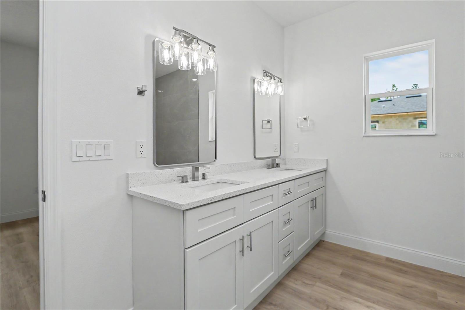 CITRUS SPGS UNIT 11 - Residential