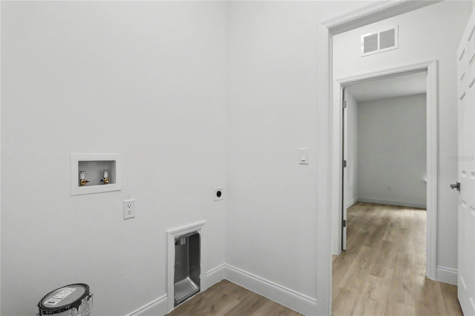 CITRUS SPGS UNIT 11 - Residential