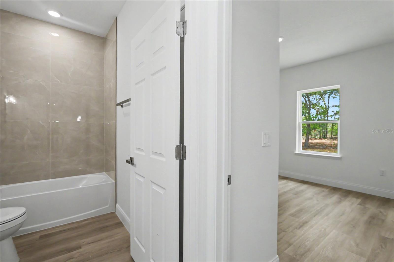 CITRUS SPGS UNIT 11 - Residential