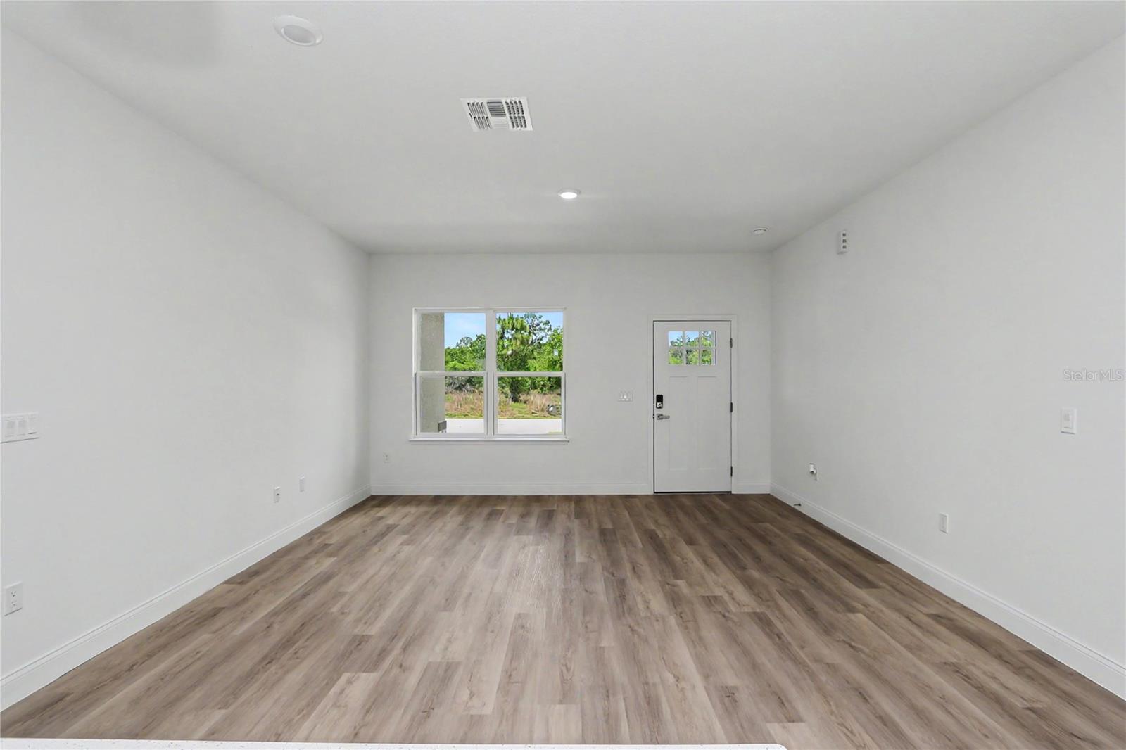 CITRUS SPGS UNIT 11 - Residential