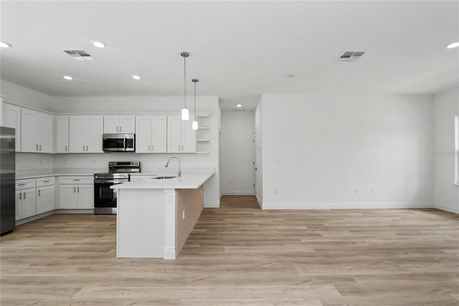 CITRUS SPGS UNIT 11 - Residential