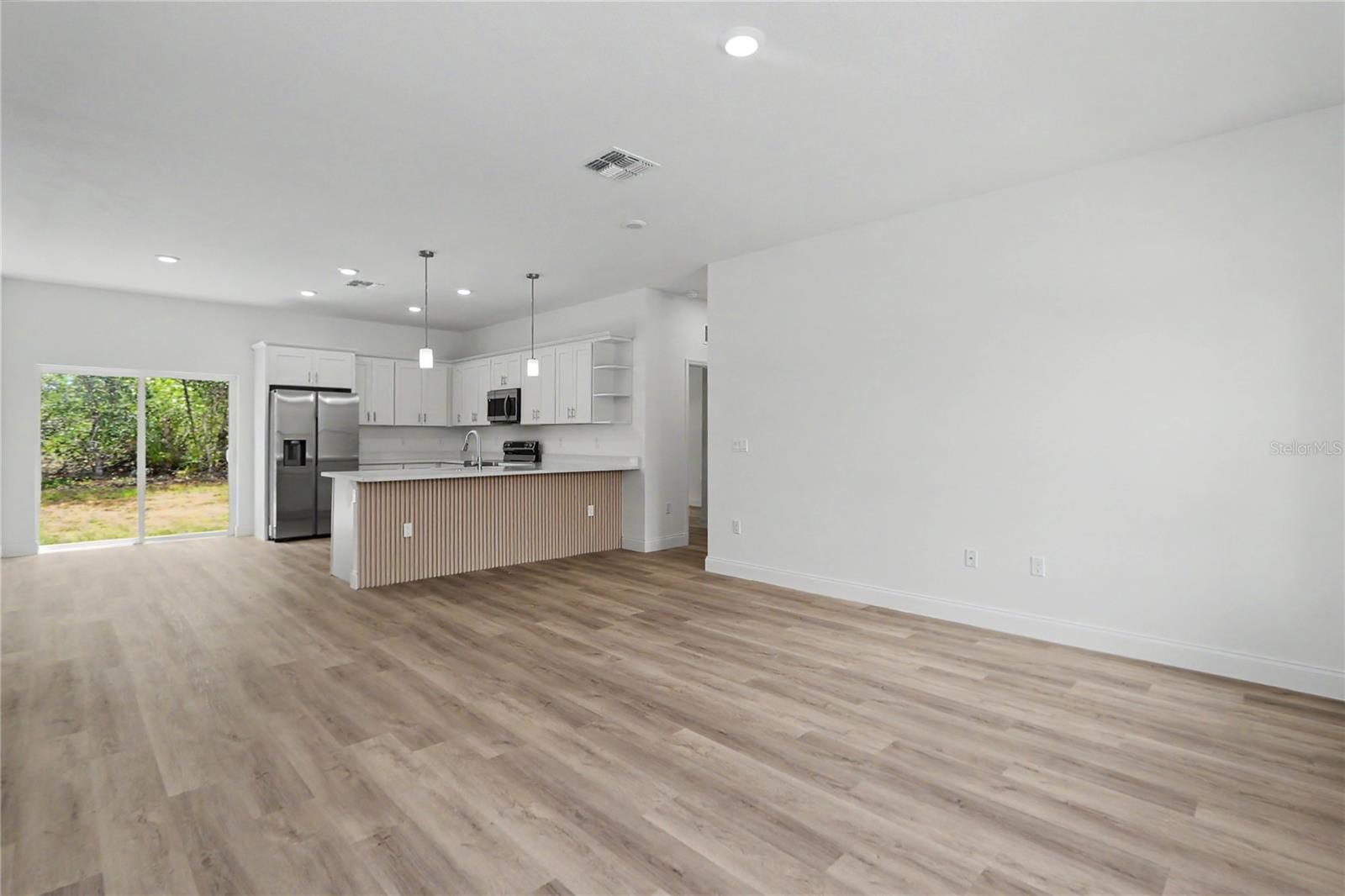 CITRUS SPGS UNIT 11 - Residential