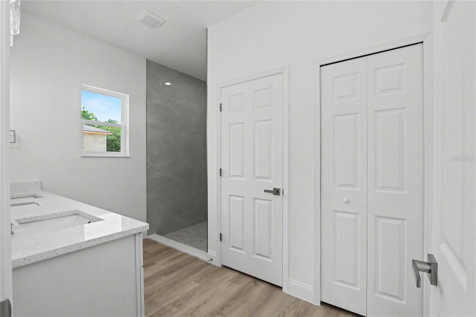 CITRUS SPGS UNIT 11 - Residential