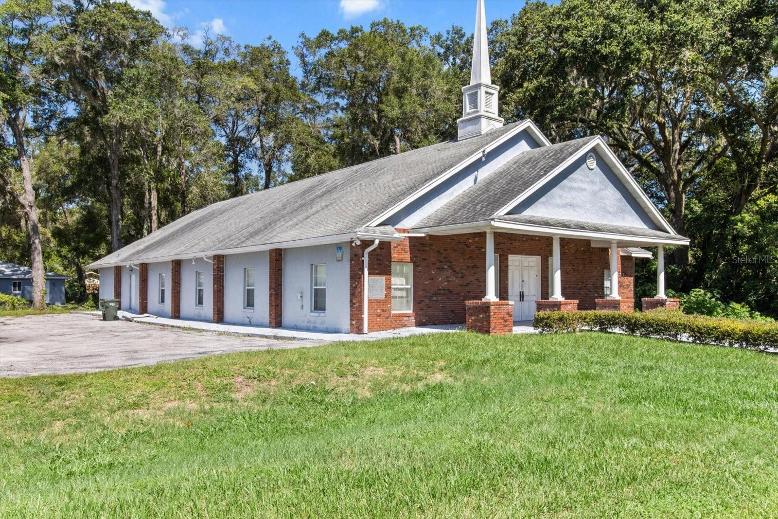 FOR SALE OR FOR LEASE: Prime 5,000+ Sq Ft Assembly building - Conveniently located to I-75! For sale price will include new roof along with new facial, new facial boards and gutters, and new A/C units. Owner may consider owner financing depending on buyer's qualifications.