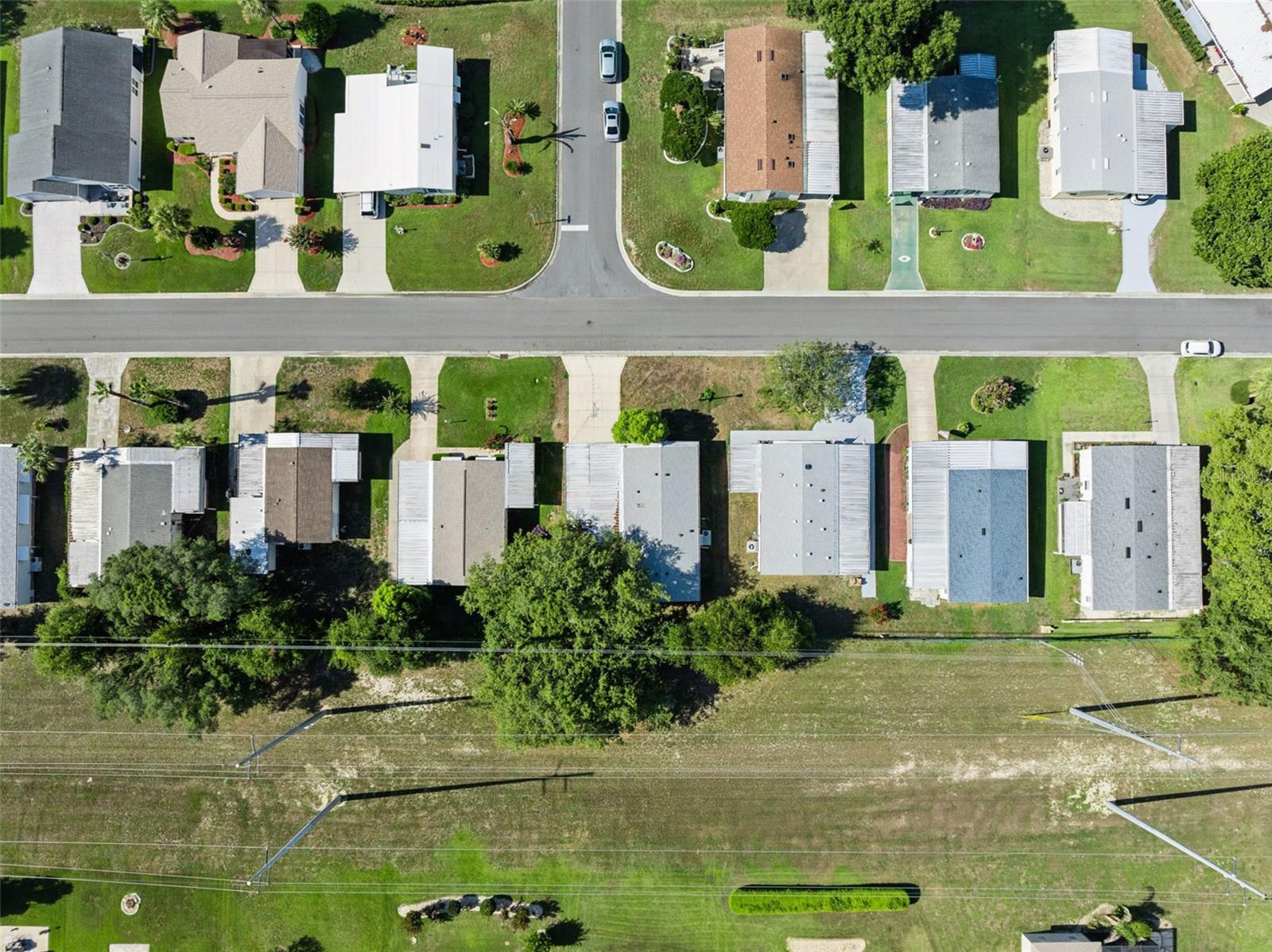 LADY LAKE ORANGE BLOSSOM GARDENS UNIT 07 - Residential
