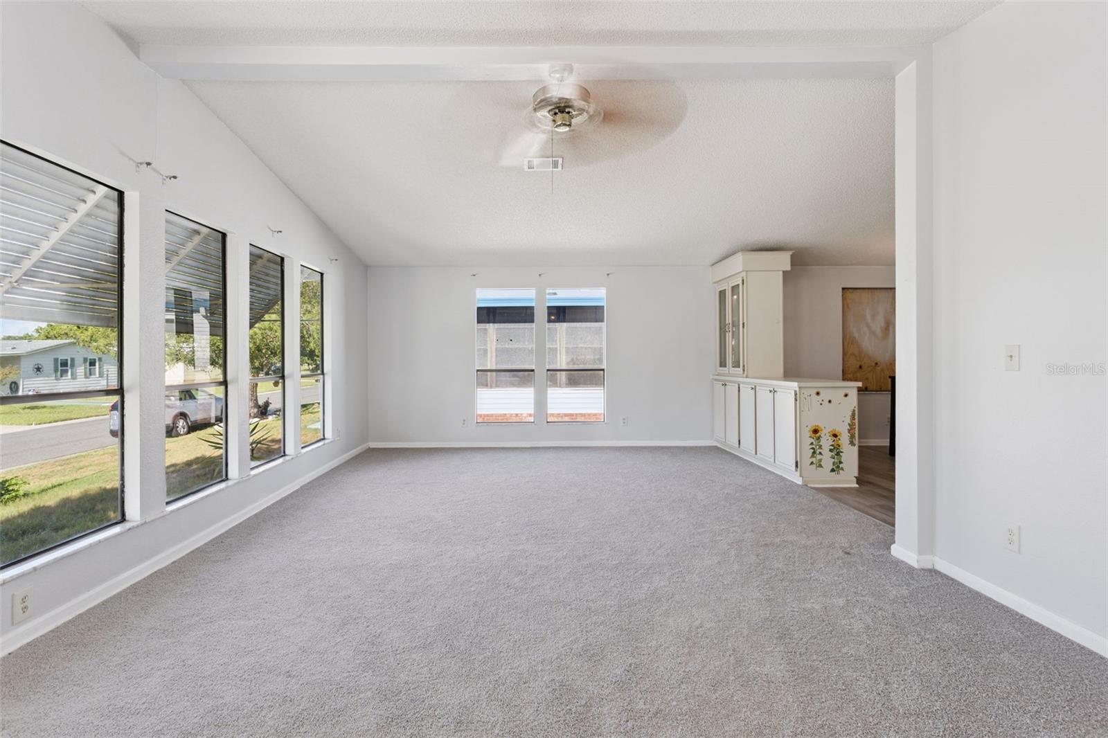 LADY LAKE ORANGE BLOSSOM GARDENS UNIT 07 - Residential