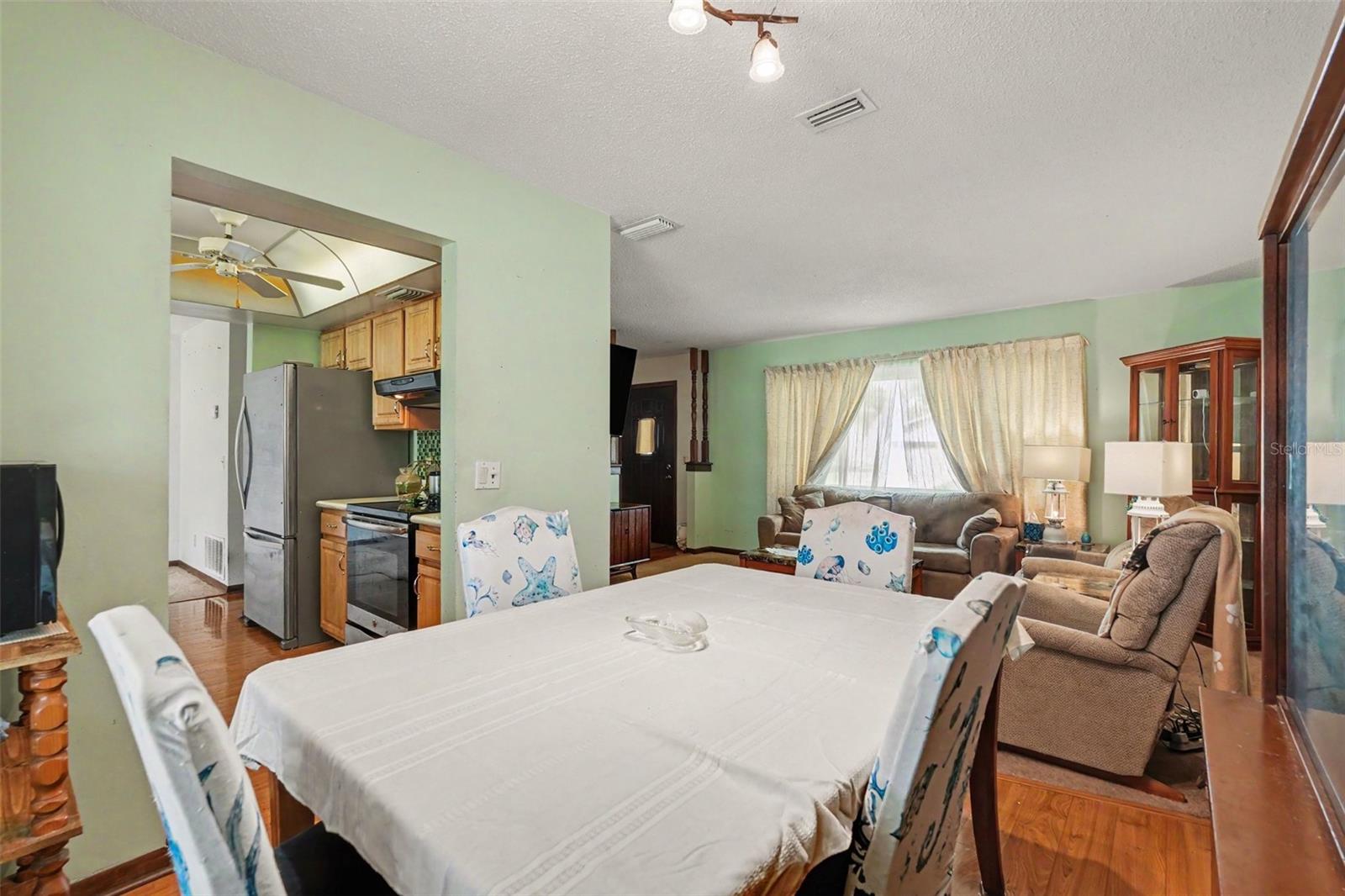 OAK FOREST SUB - Residential