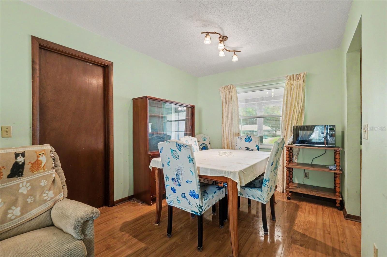 OAK FOREST SUB - Residential