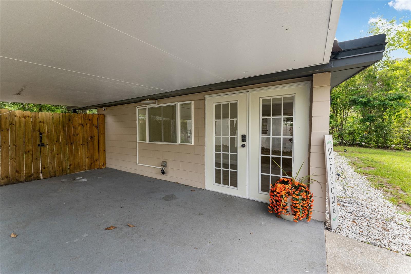CAROL ESTATES TERRACE - Residential