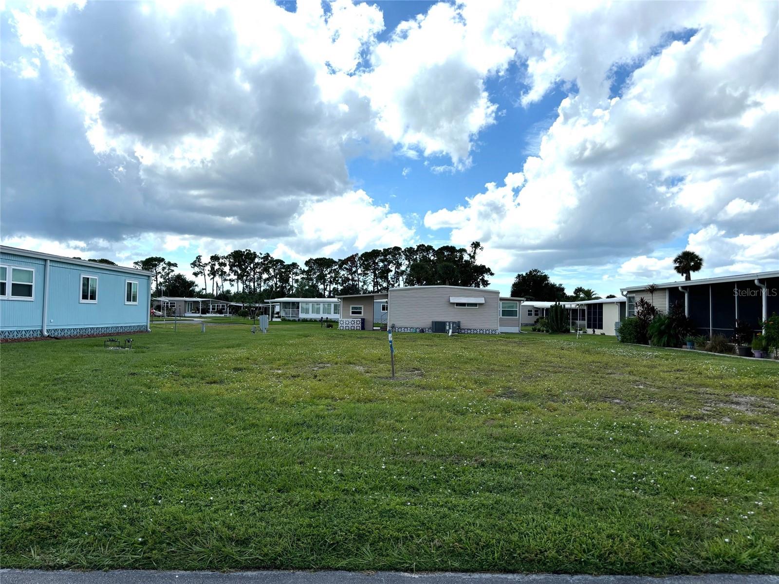 LA CASA MHP CO-OP - Land