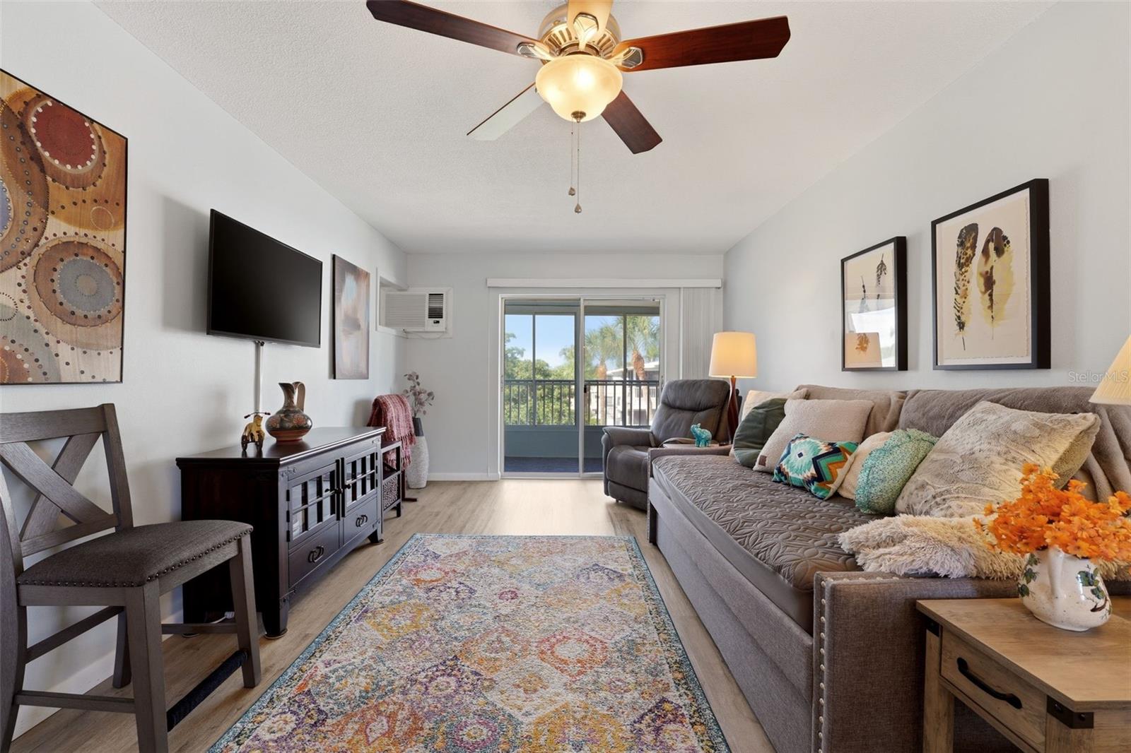 THE FOURTH BAYSHORE - Residential