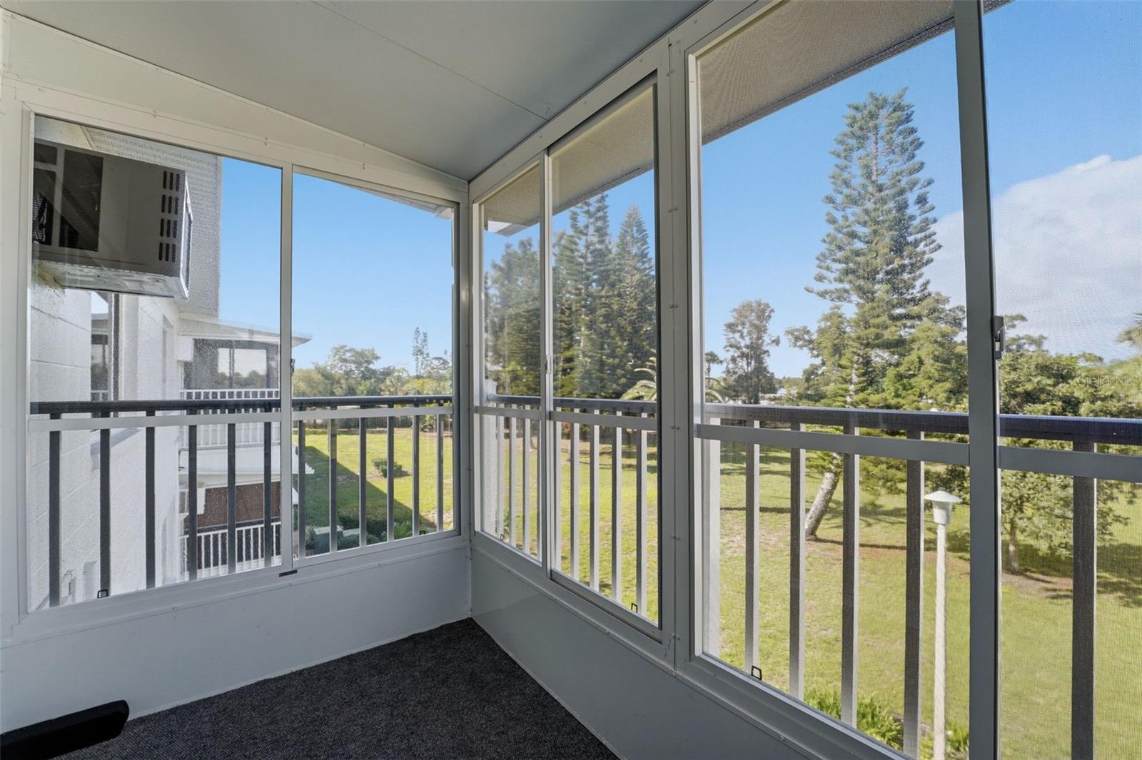 THE FOURTH BAYSHORE - Residential