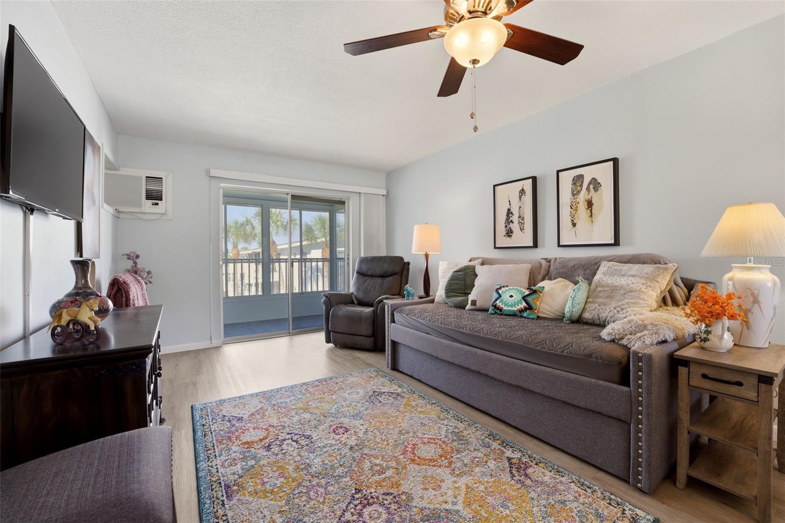 THE FOURTH BAYSHORE - Residential