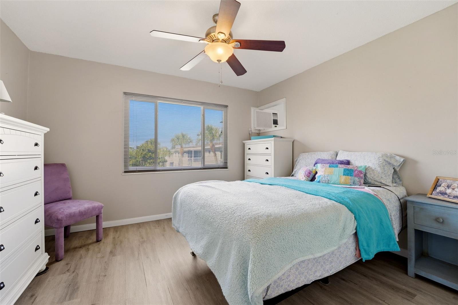 THE FOURTH BAYSHORE - Residential