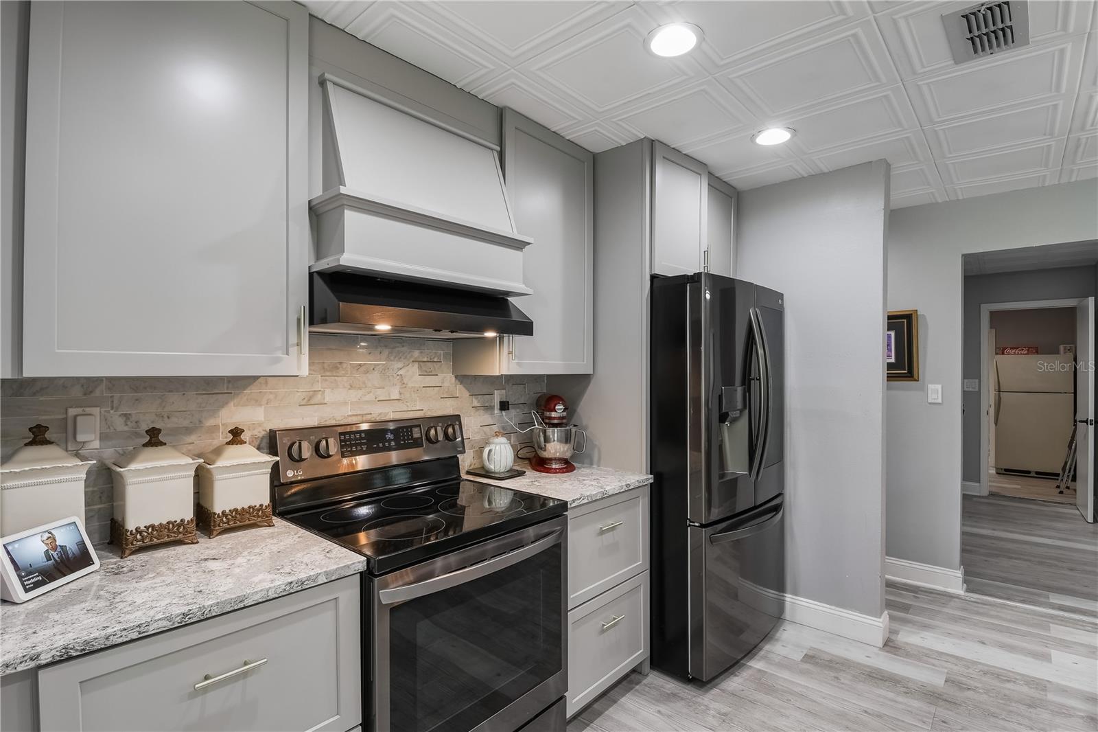 SPRING HILL - Residential