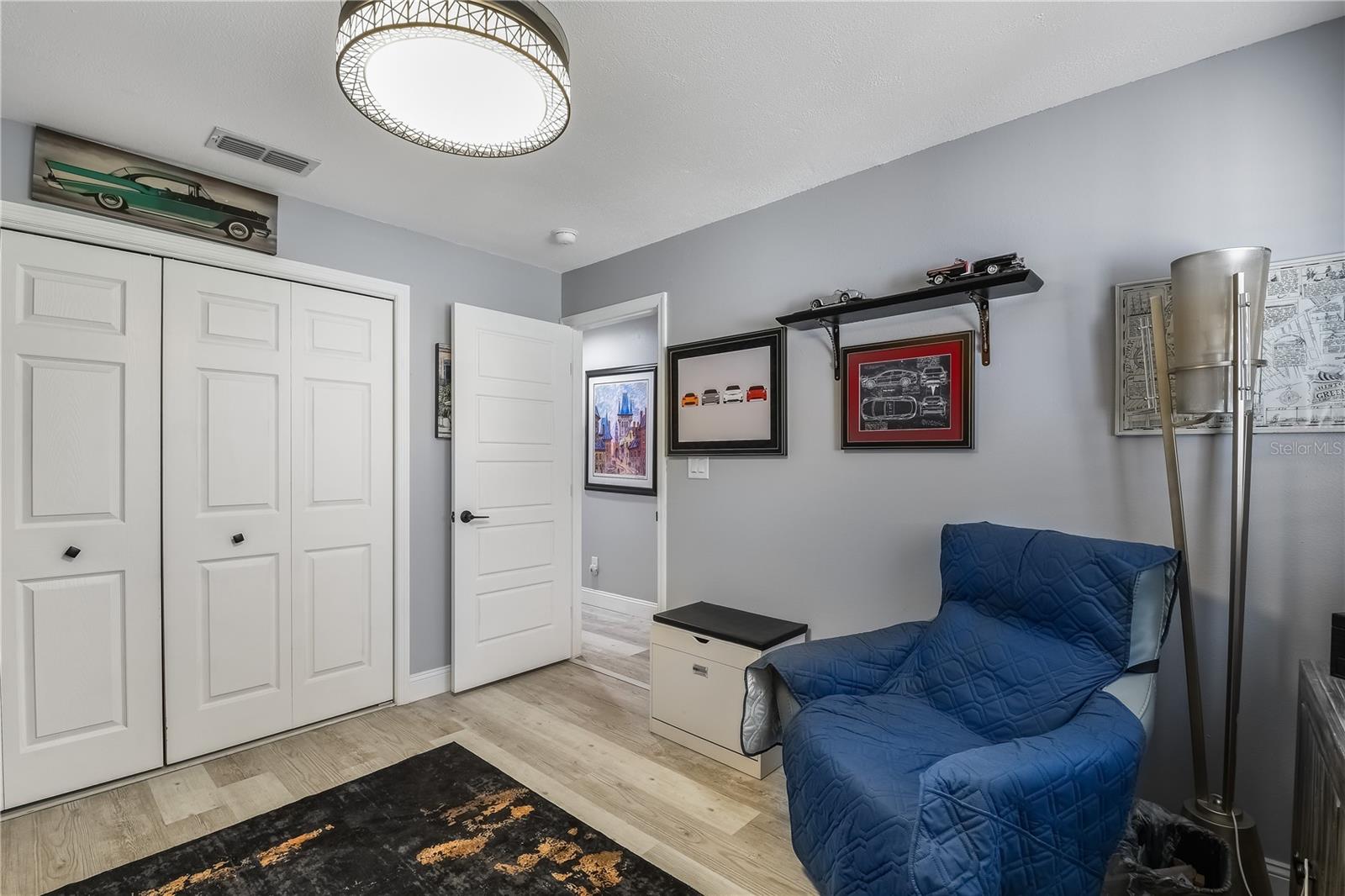 SPRING HILL - Residential