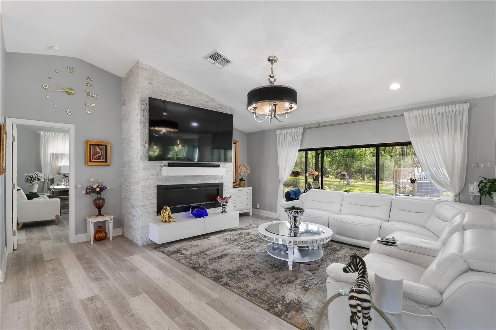 SPRING HILL - Residential
