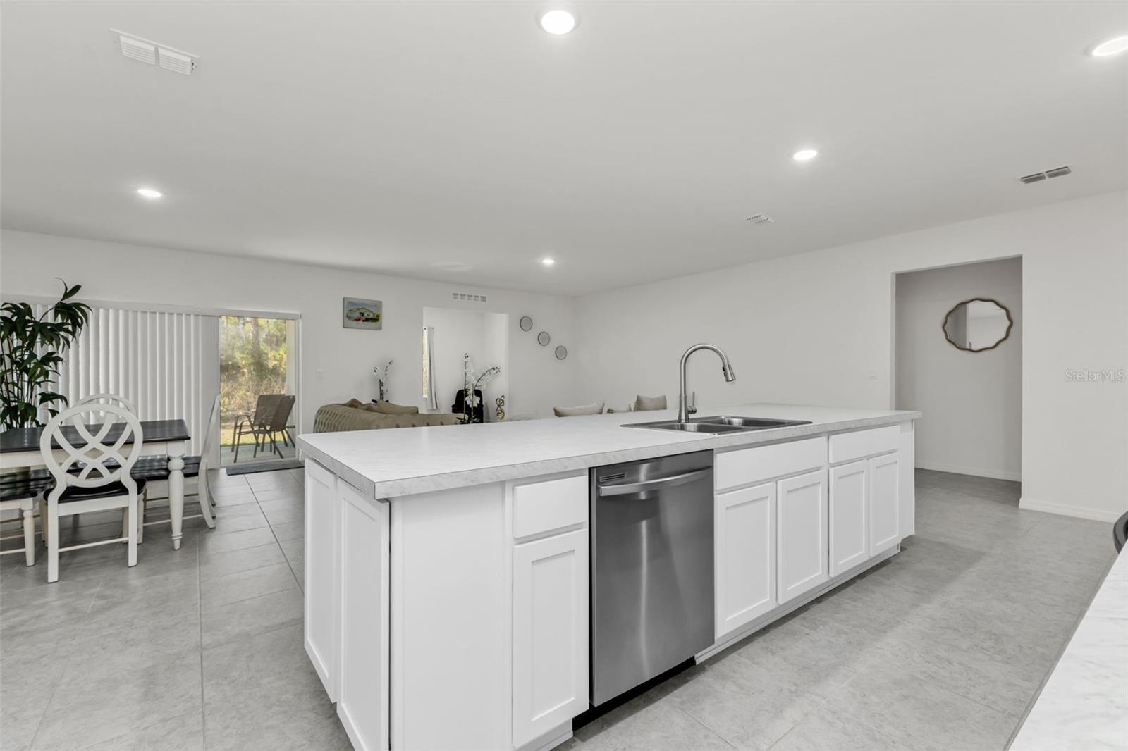 1570 - PORT CHARLOTTE SUB 24 - Residential