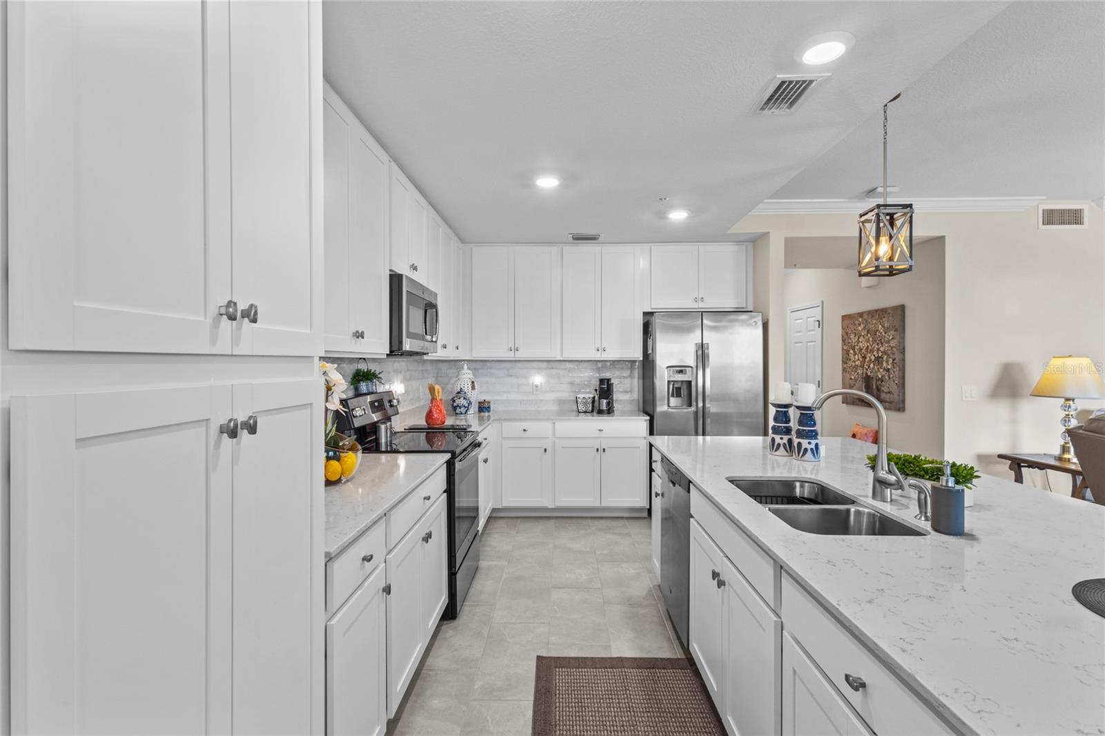 TERRACE V AT LAKEWOOD NATIONAL PH I - Residential