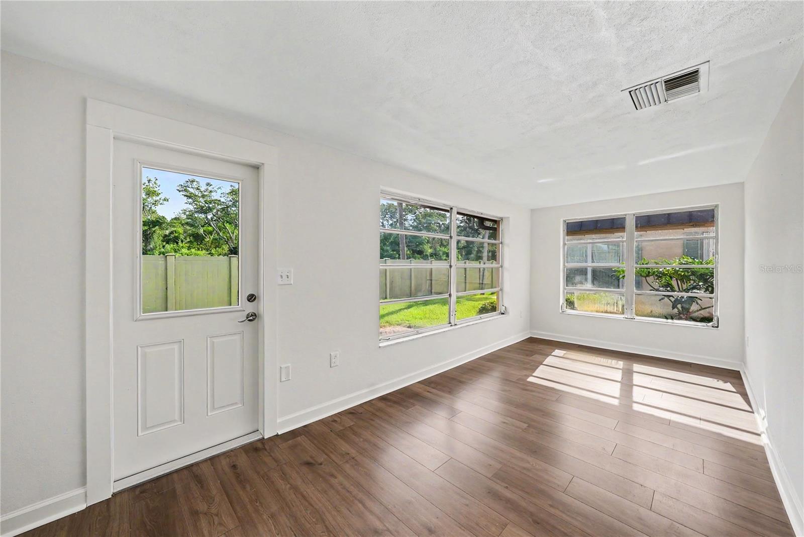 GARDENS BEACON SQUARE - Residential