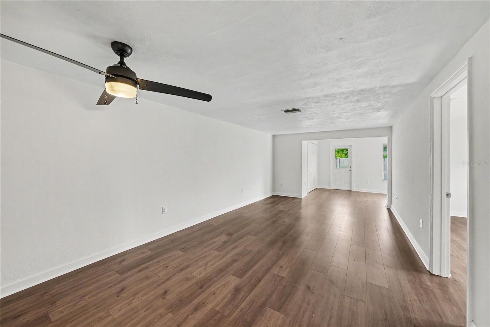 GARDENS BEACON SQUARE - Residential