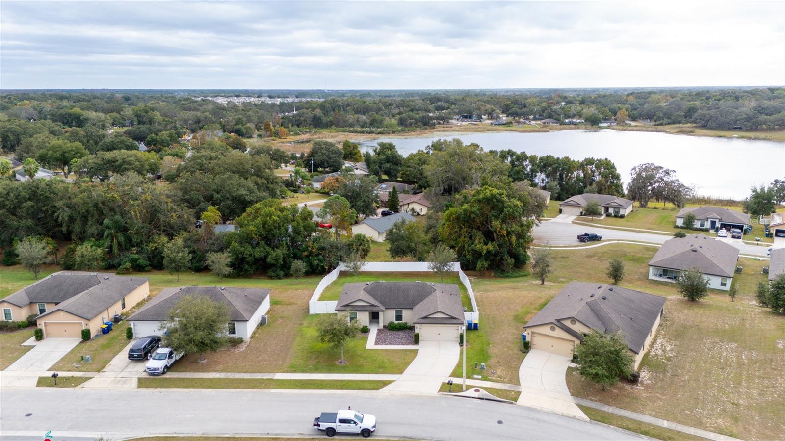 MASCOTTE LAKE JACKSON RIDGE PH 02 - Residential