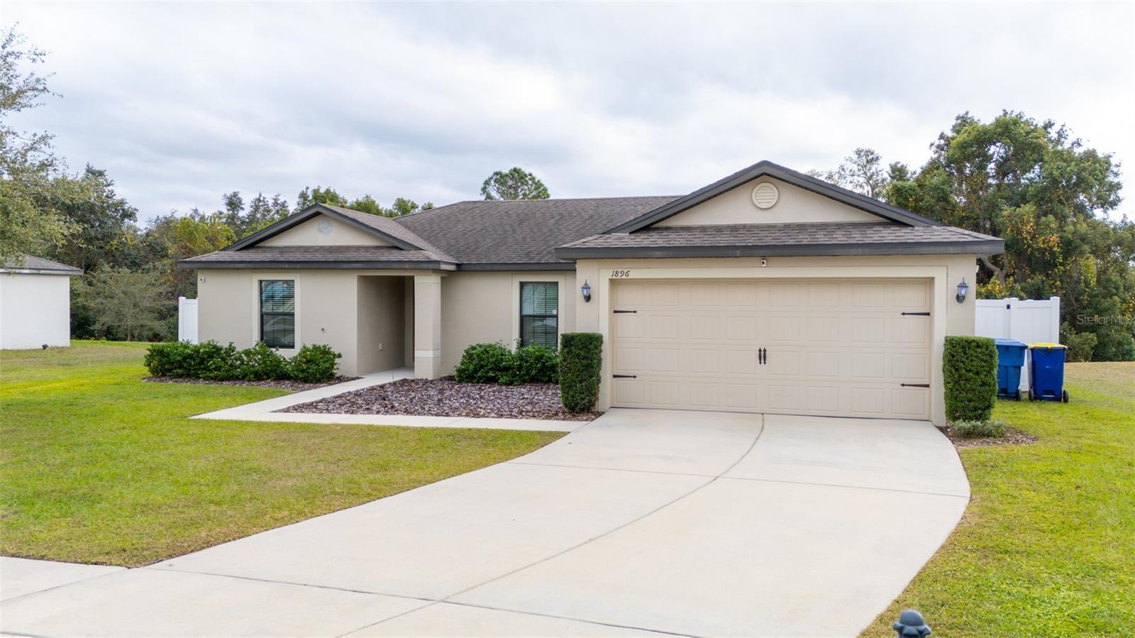 MASCOTTE LAKE JACKSON RIDGE PH 02 - Residential