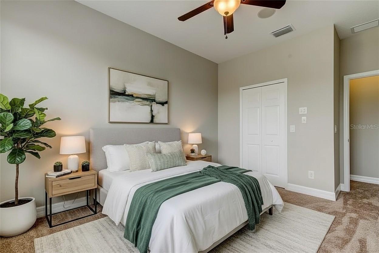SOUTH HAMPTON - Residential
