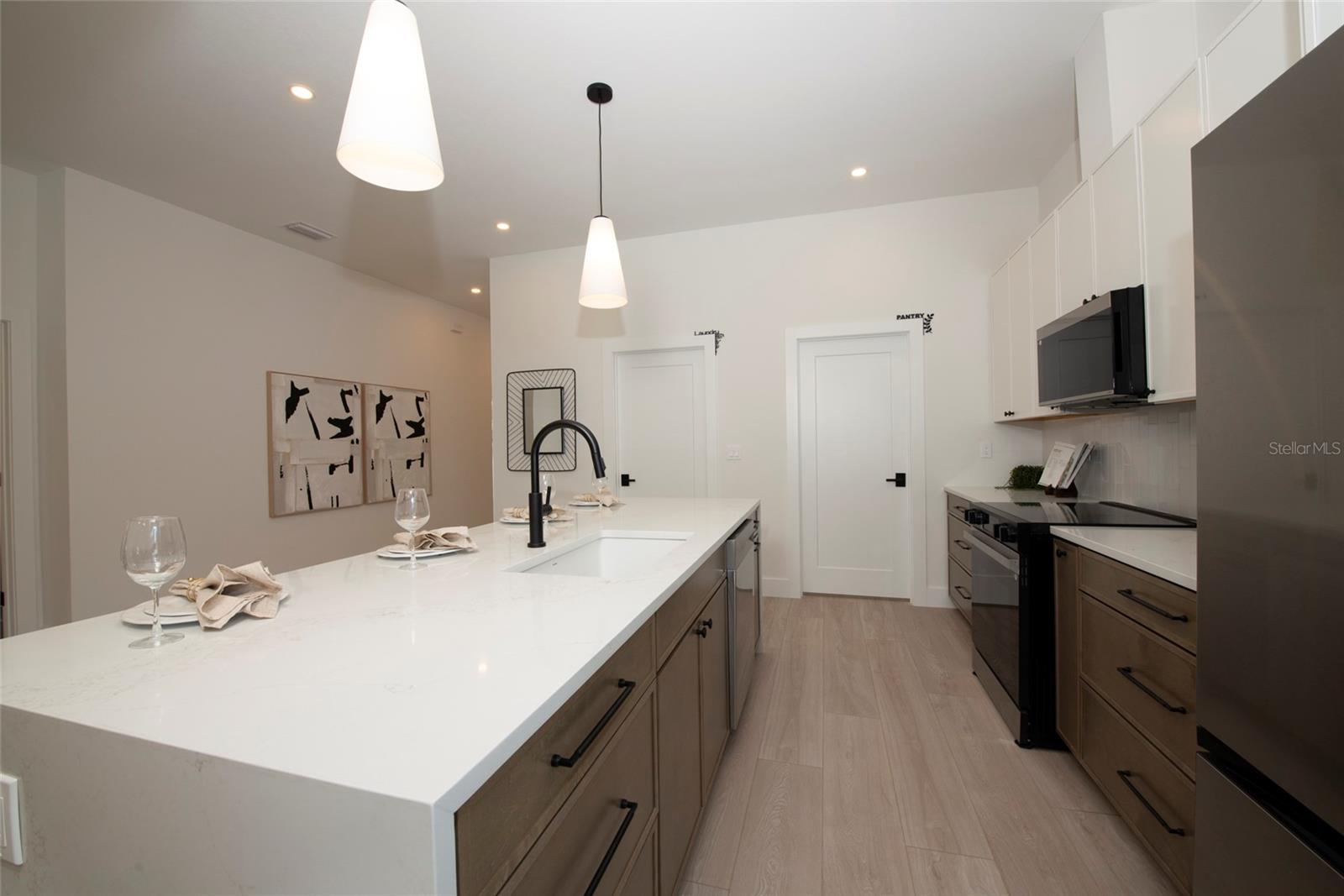WESTMINSTER PLACE - Residential