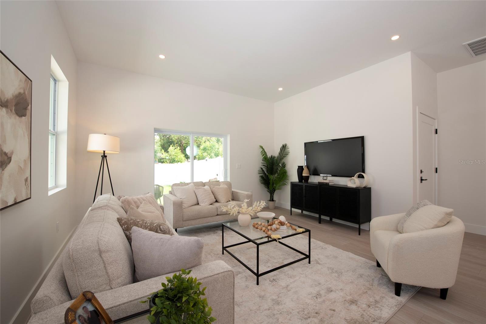 WESTMINSTER PLACE - Residential