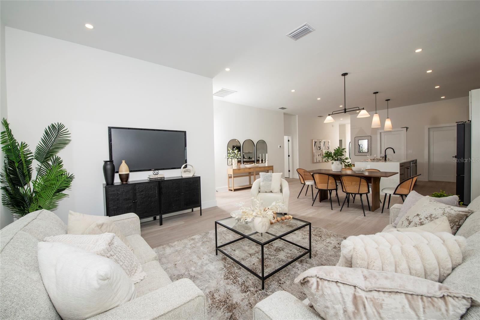 WESTMINSTER PLACE - Residential