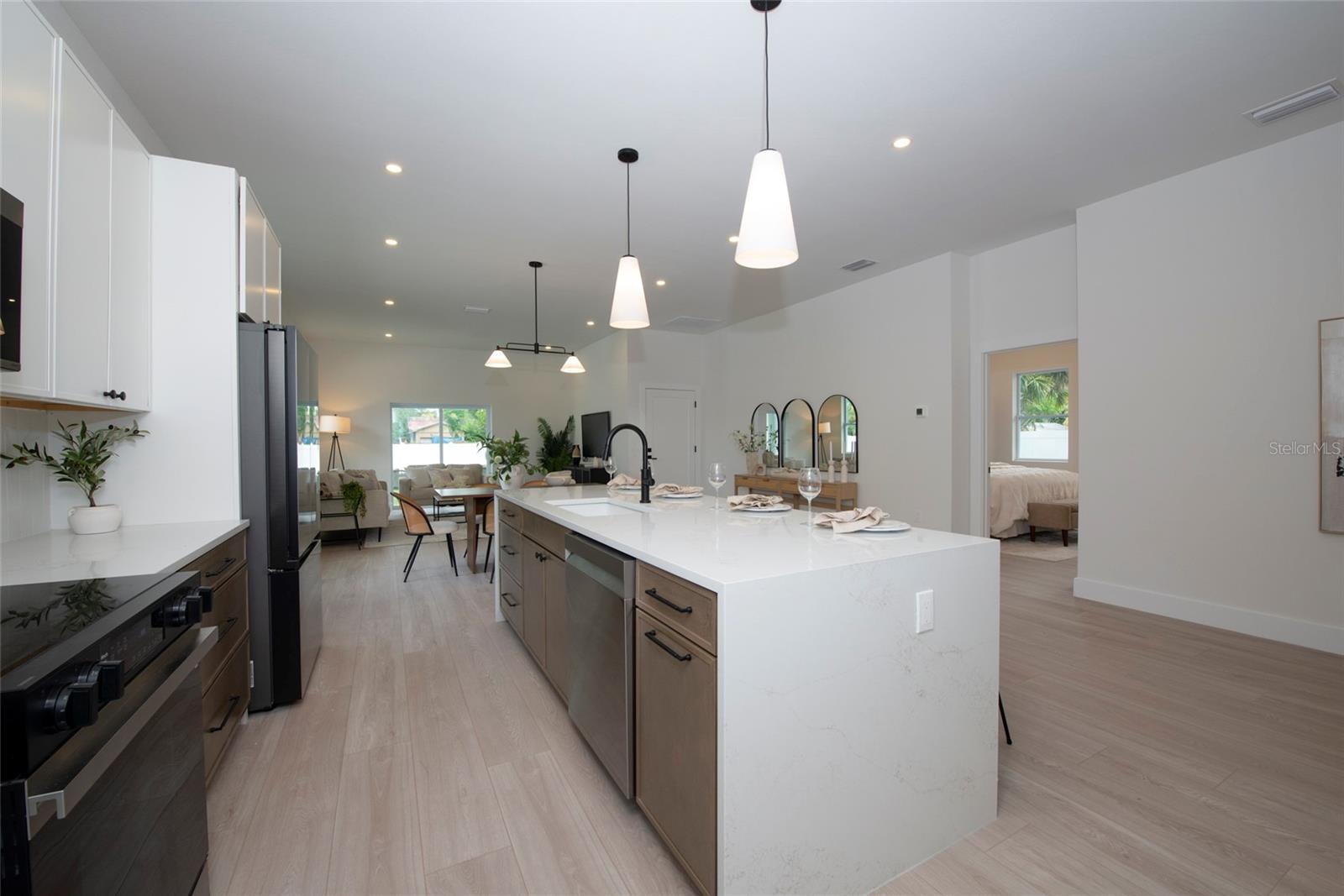 WESTMINSTER PLACE - Residential