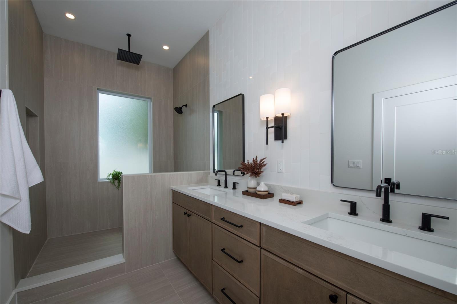 WESTMINSTER PLACE - Residential