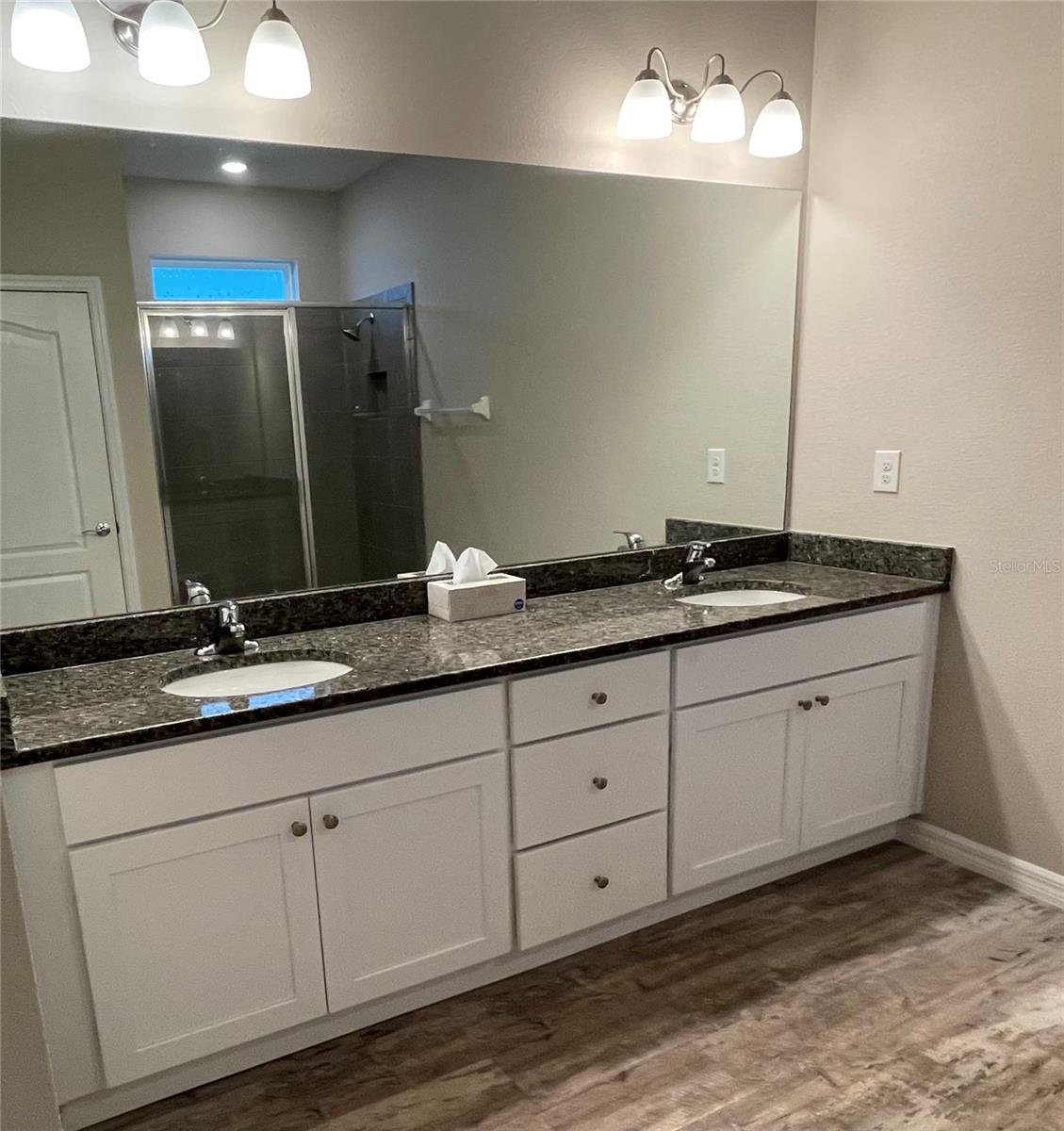 PALISADES PH I - Residential Lease