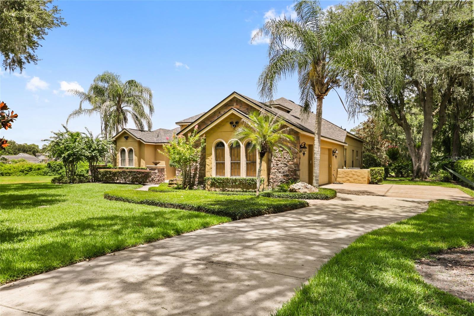 CARDINAL POINTE - Residential