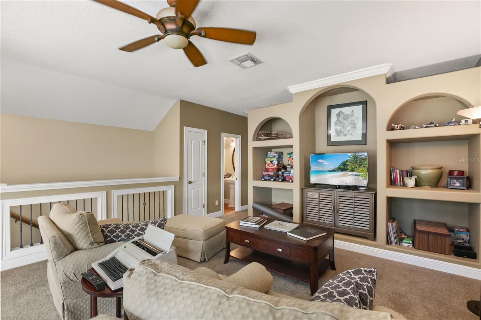CARDINAL POINTE - Residential