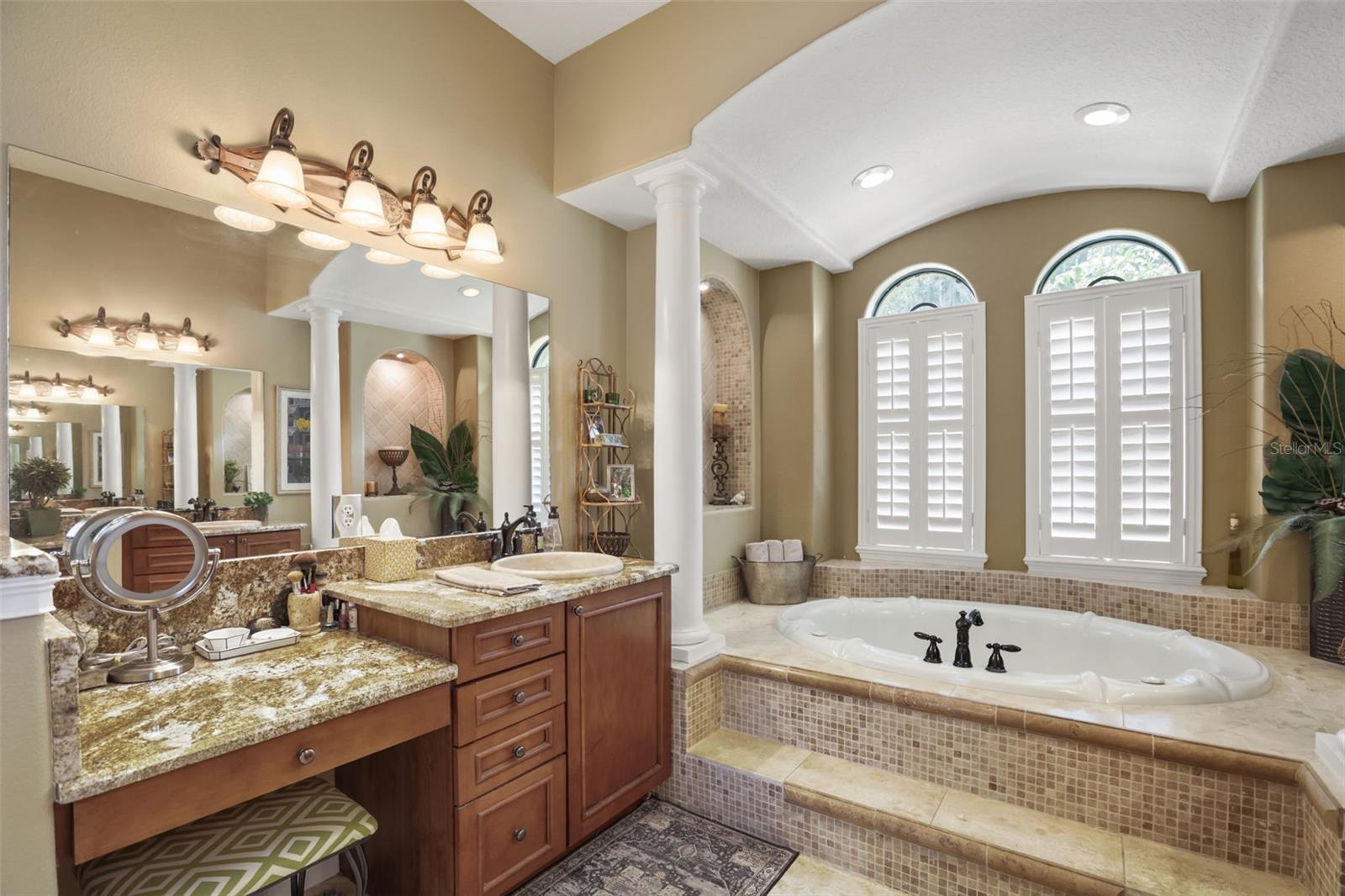 CARDINAL POINTE - Residential