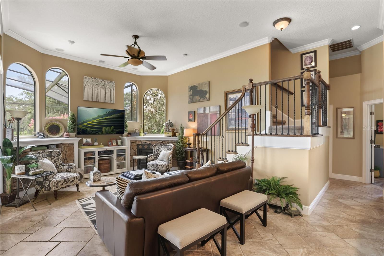 CARDINAL POINTE - Residential