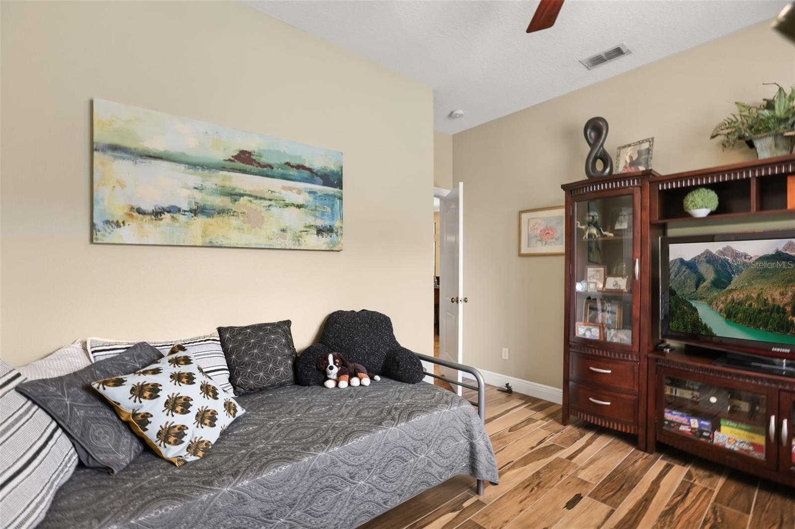 CARDINAL POINTE - Residential