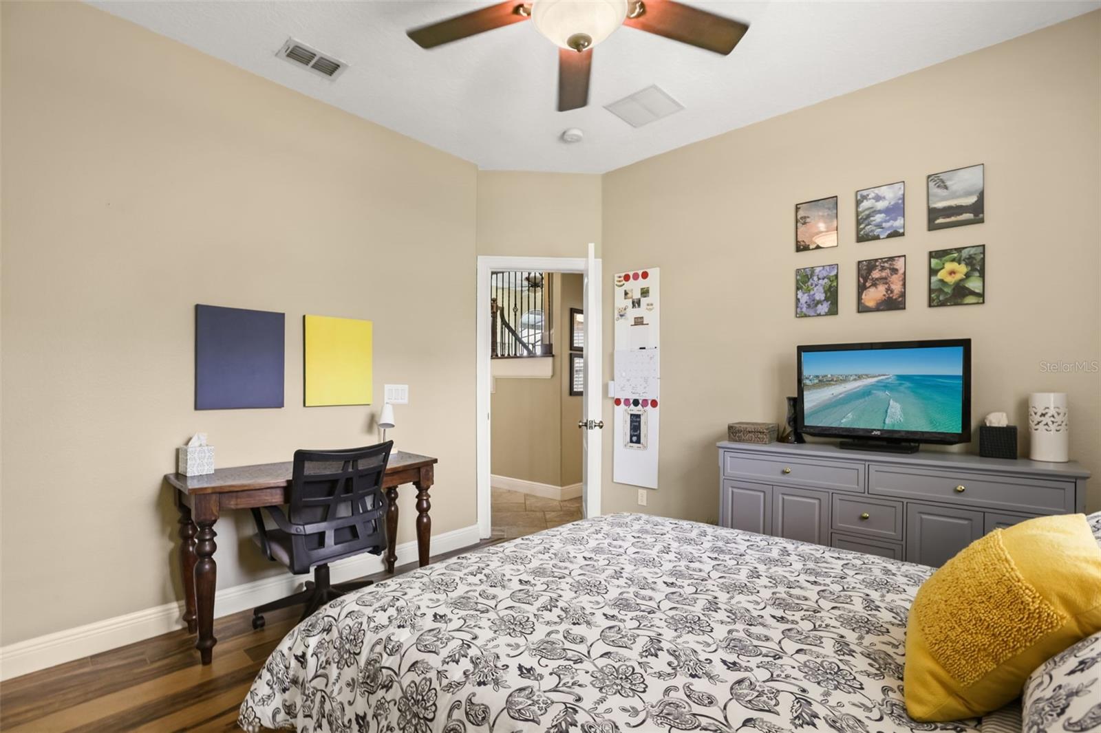 CARDINAL POINTE - Residential