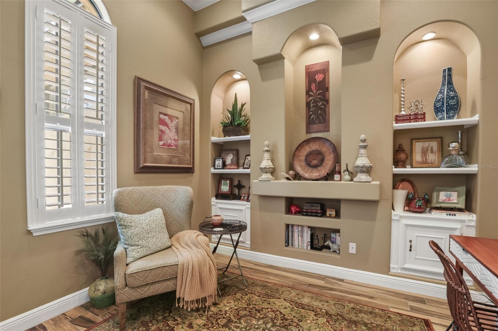 CARDINAL POINTE - Residential