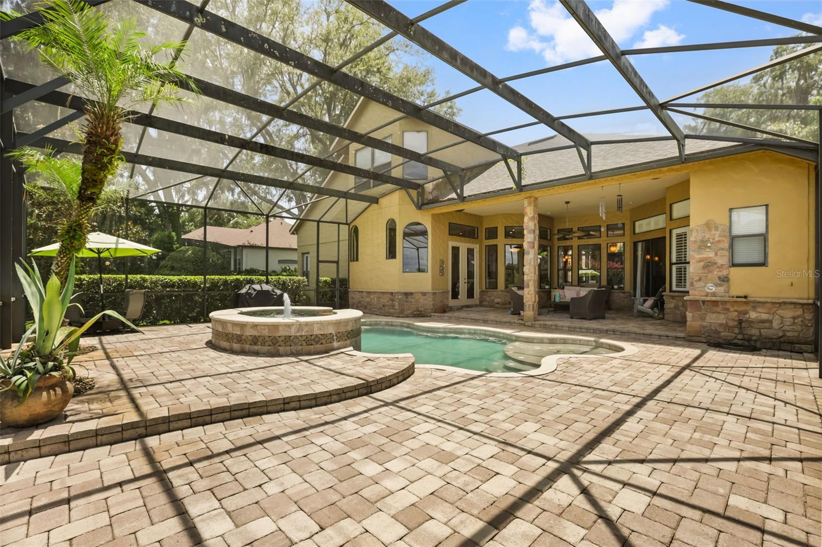 CARDINAL POINTE - Residential