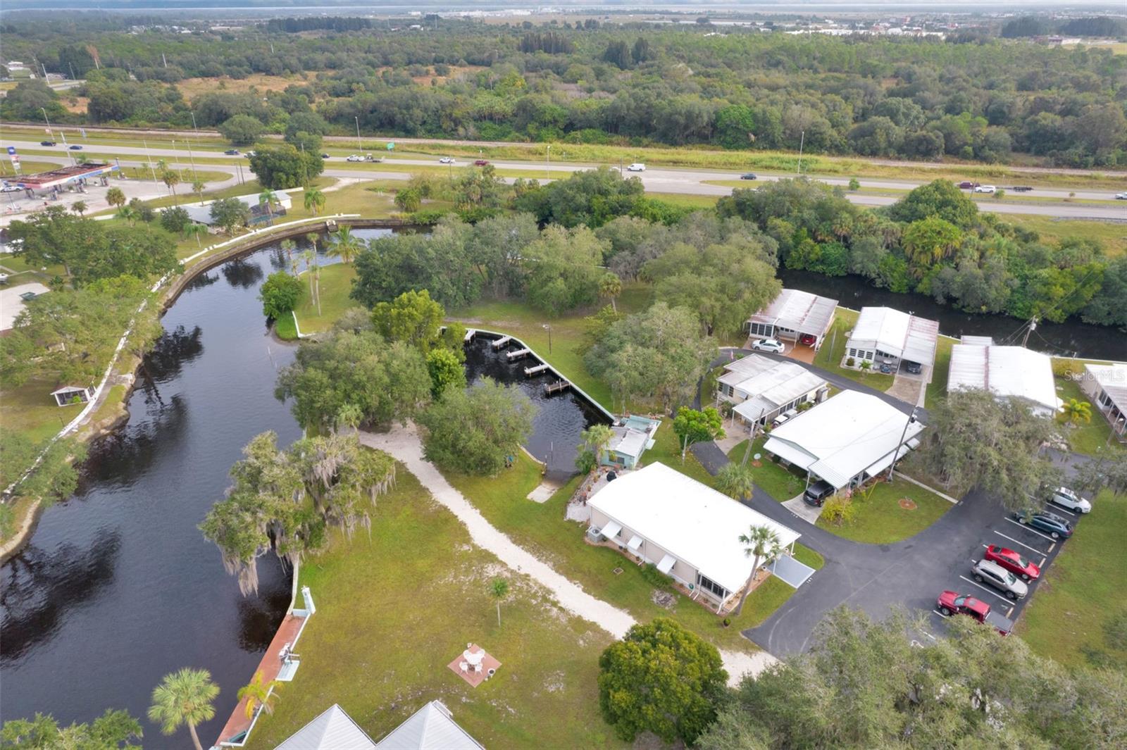 RIVER HAVEN MOB HME PARK - Residential