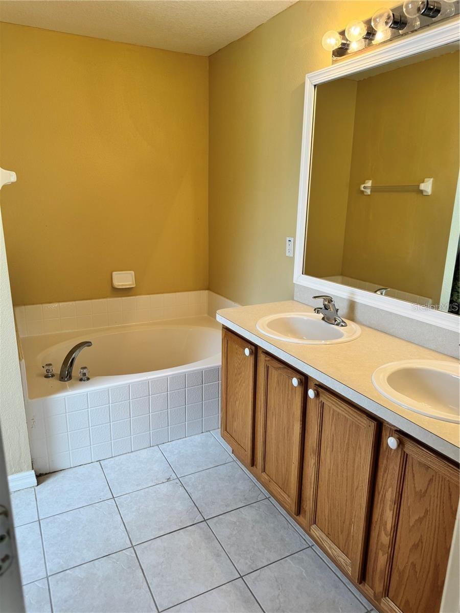 PALM COAST SEC 24 - Residential Lease