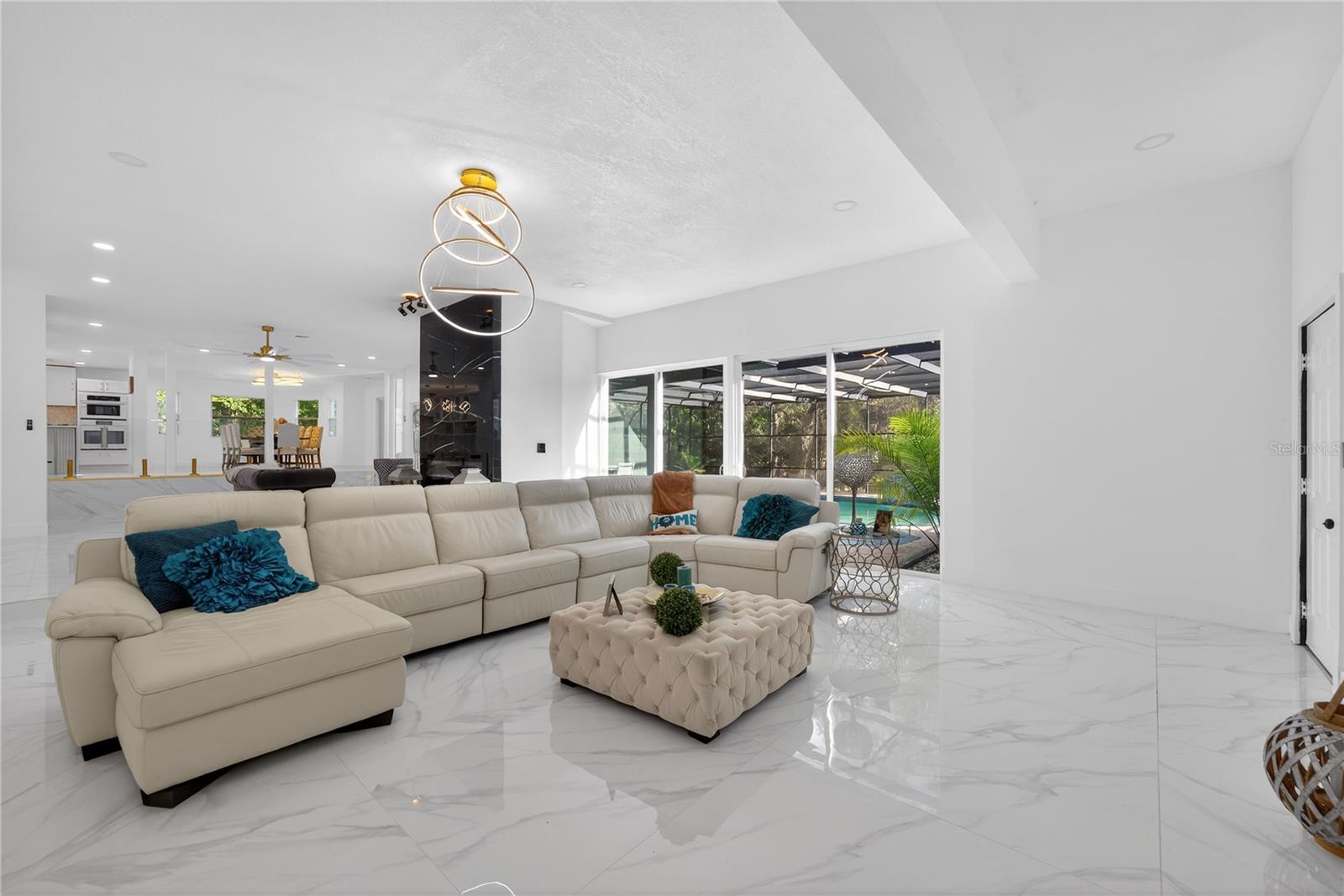 SWEETWATER CLUB UNIT 1 - Residential