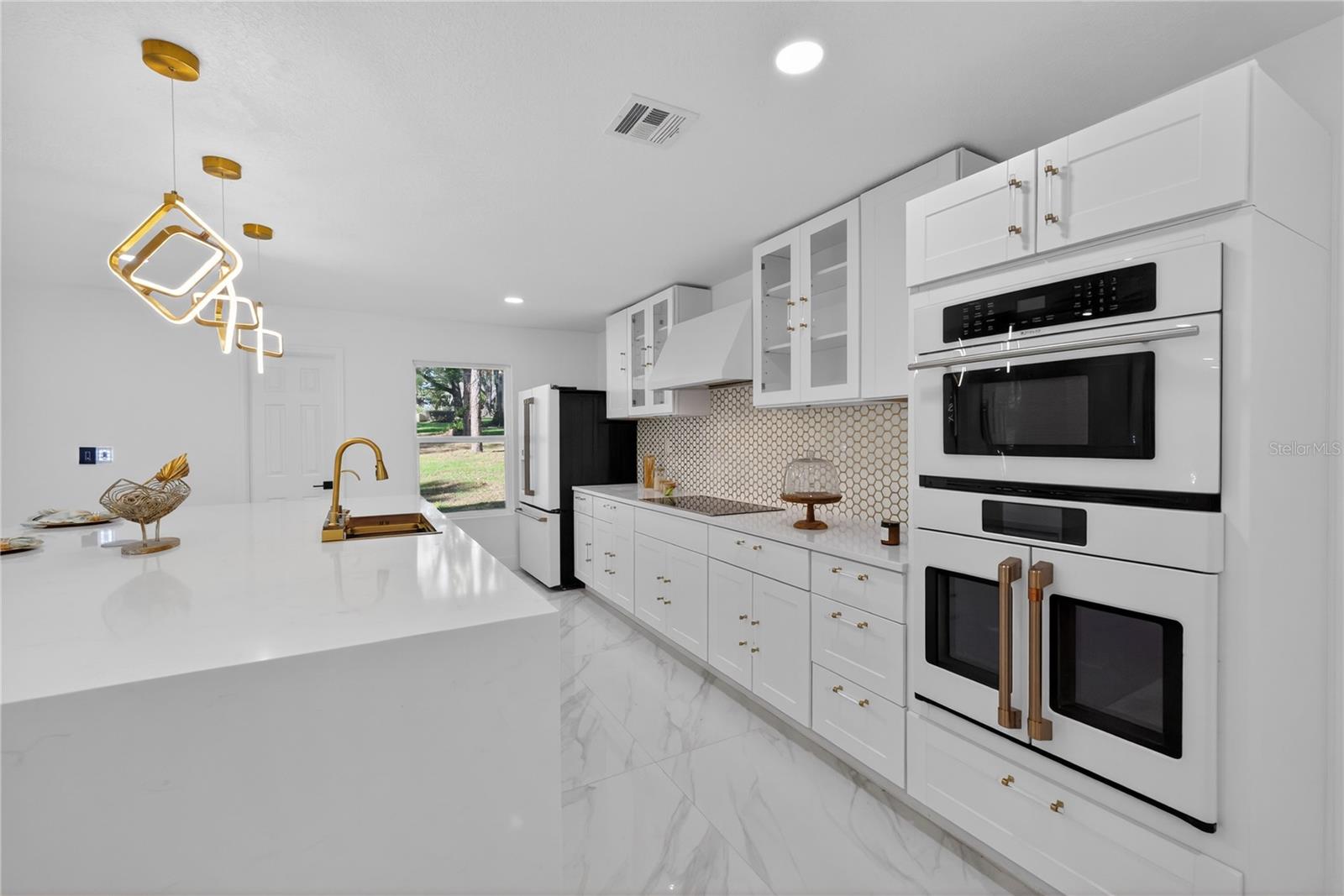 SWEETWATER CLUB UNIT 1 - Residential